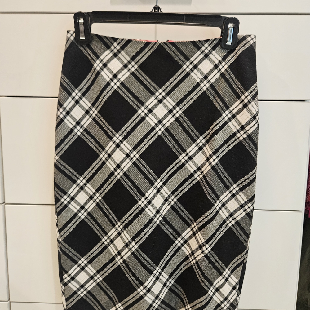 Plaid Black and White Women's Skirt